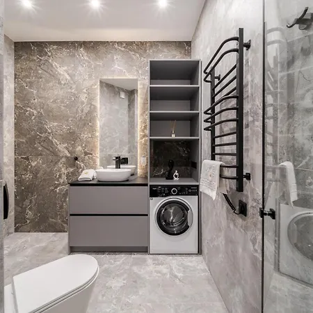 Royal With Bathtub On Rappaporta 15 Apartman *