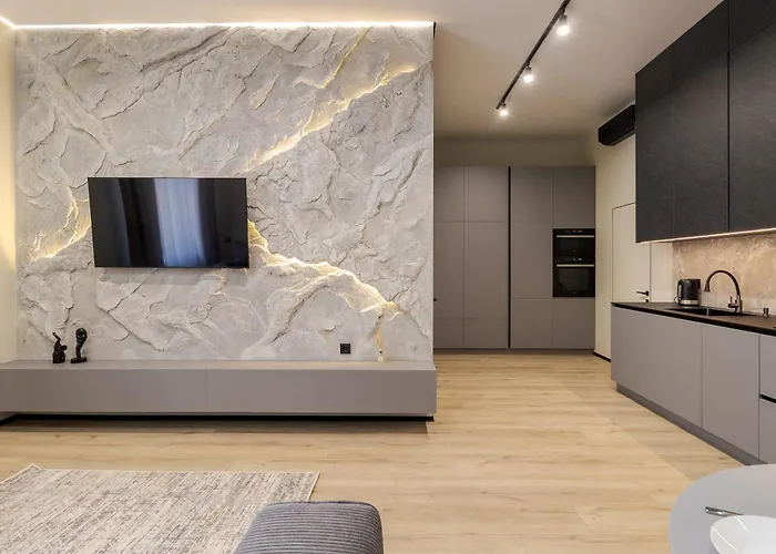 Royal With Bathtub On Rappaporta 15 Apartman Lviv