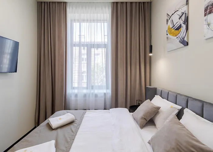 Royal With Bathtub On Rappaporta 15 * Lvov