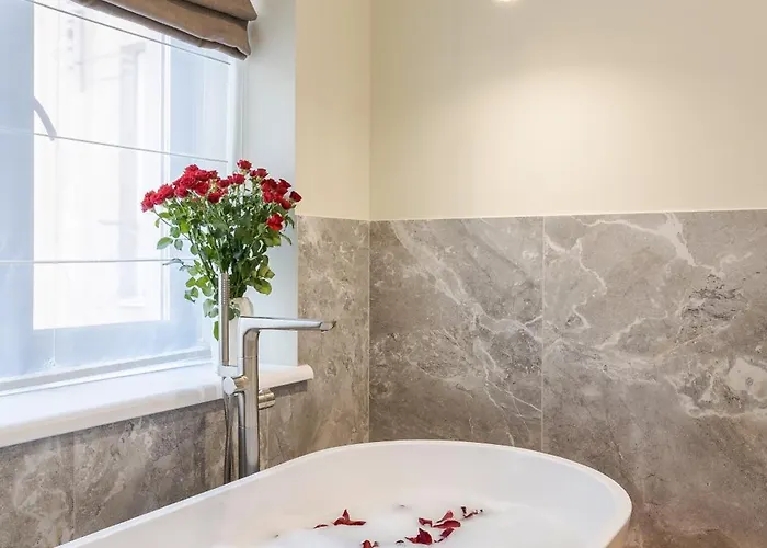 דירה Royal With Bathtub On Rappaporta 15